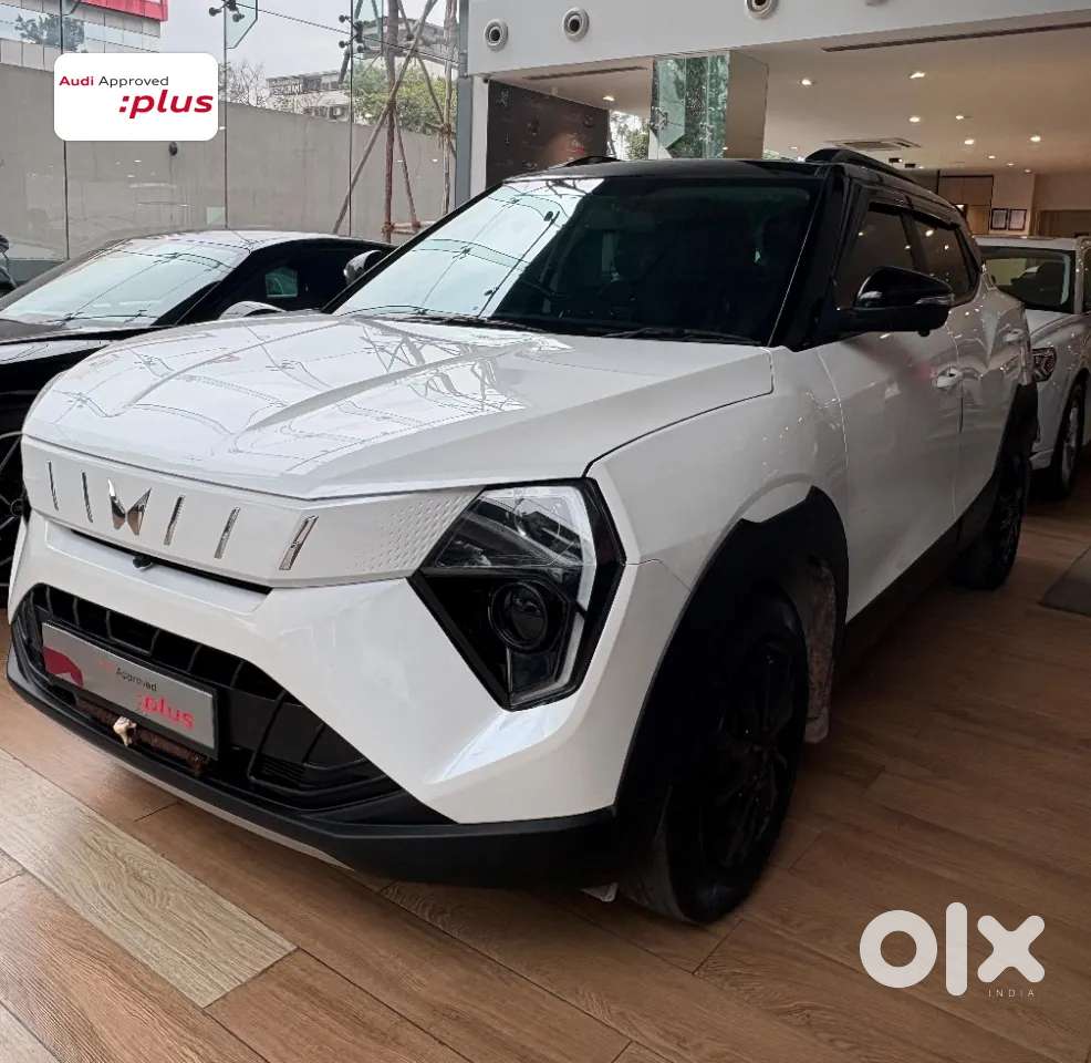 Mahindra Xuv 3xo, 2025, Petrol