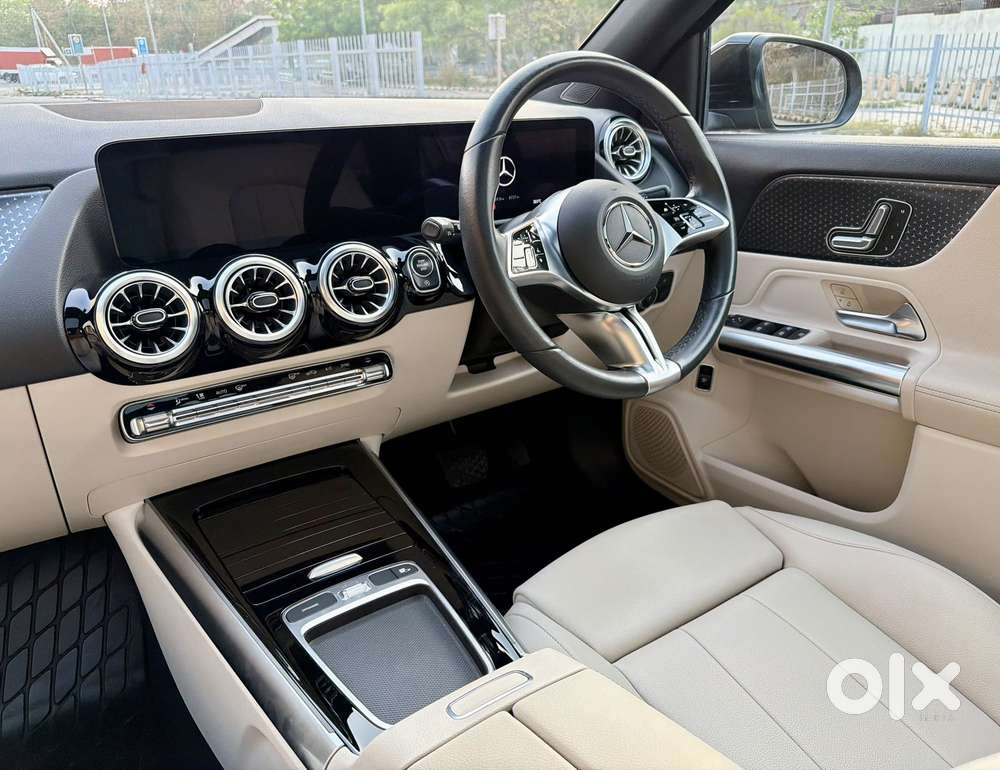 Mercedes-benz Gla 200, 2024, Petrol