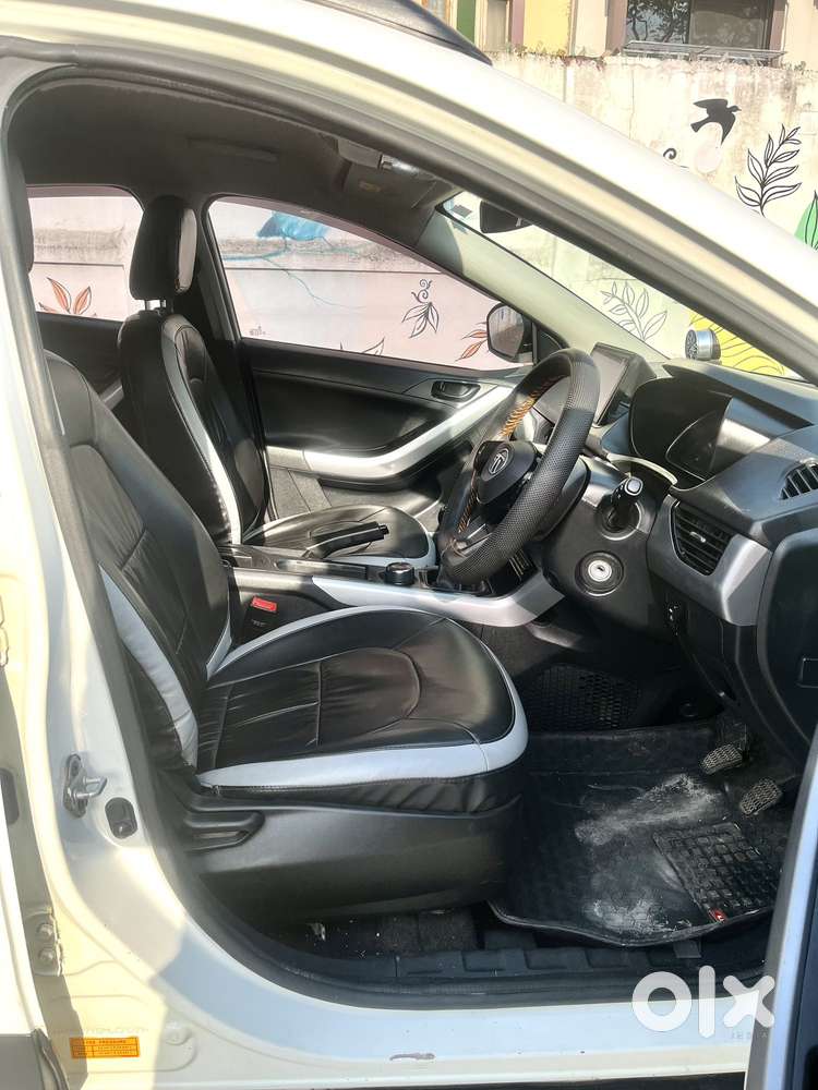 Tata Nexon 1.5 Revotorq Xm (s), 2021, Diesel