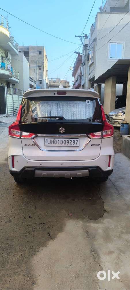 Premium And Luxurious Car , Feel Like New Car.