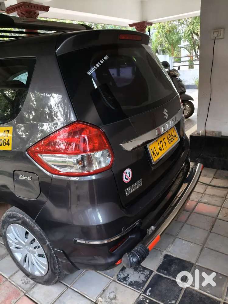 Maruti Suzuki Ertiga 2016 Diesel 107800 Km Driven
