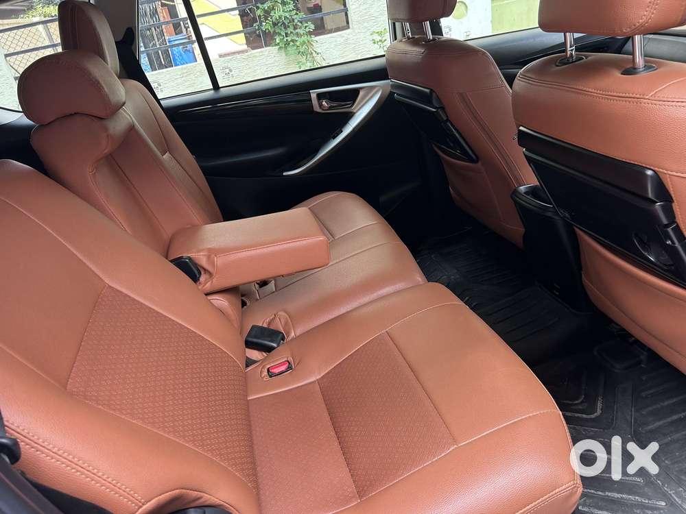 Toyota Innova Crysta 2.4 V 8 Str, 2022, Diesel