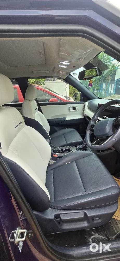 Hyundai New Venue Diesel Automatic 2025