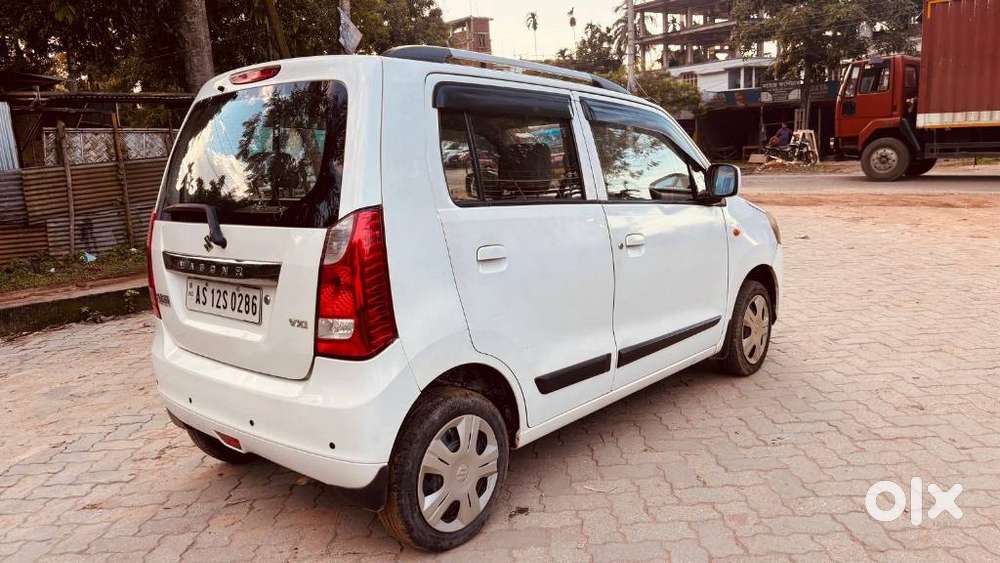 Maruti Suzuki Wagon R Vxi Amt1.2, 2017, Petrol