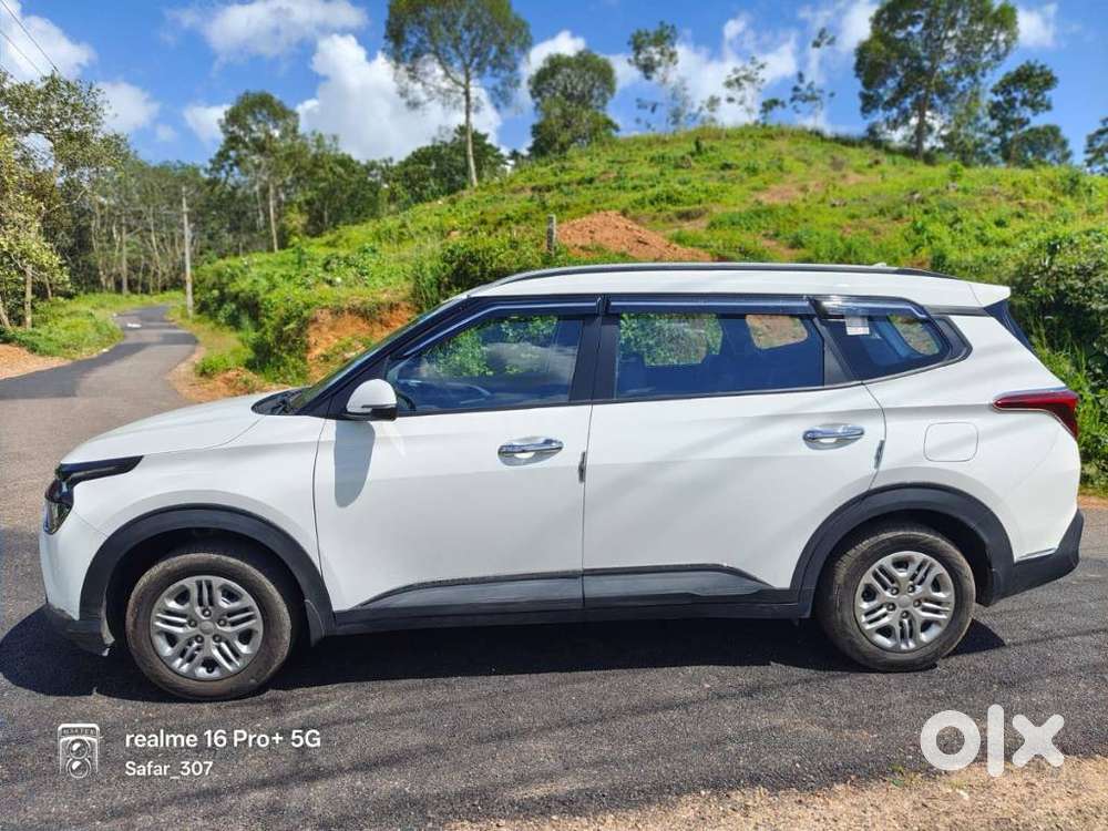 Kia Carens 1.5 Prestige 7 Str, 2024, Petrol