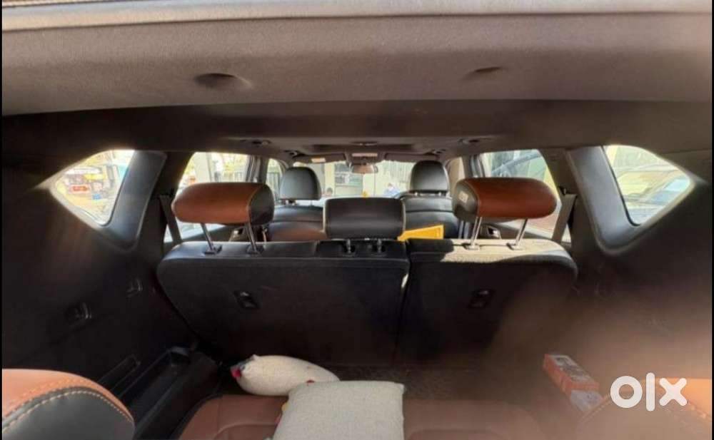 Mahindra Alturas G4 4wd At, 2022, Diesel