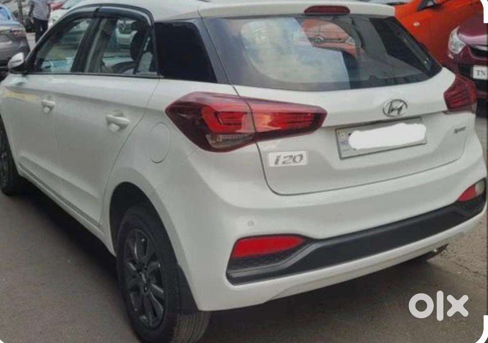 Hyundai Car Model 2020 Km Driven 40000