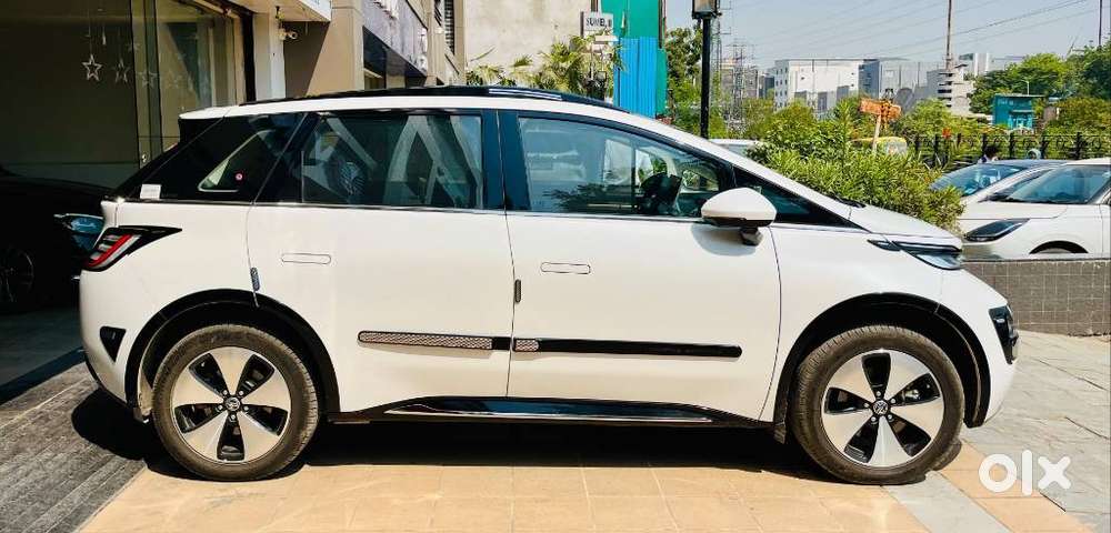 Mg Windsor Ev Essence, 2025, Electric