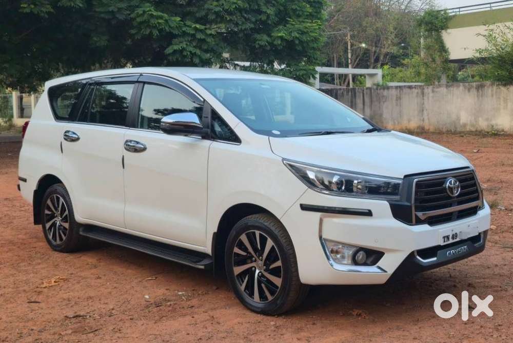 Toyota Innova Crysta