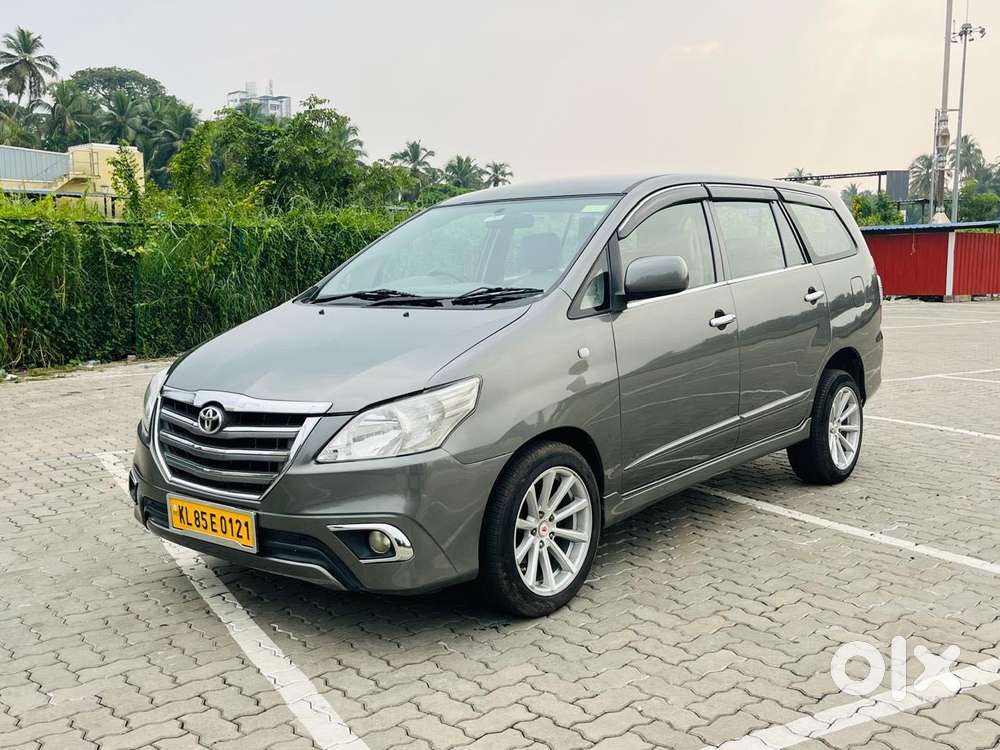 Toyota Innova 2.5 Ev (diesel) Ps 7 Seater Bs Iv, 2014, Diesel