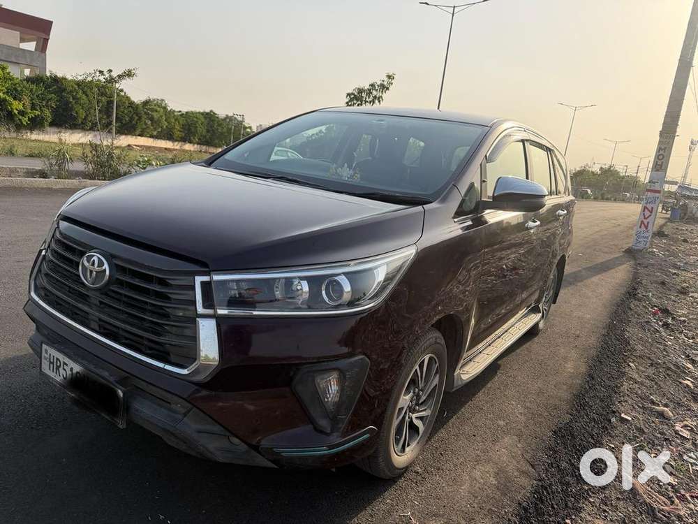 Toyota Innova Crysta 2022 Diesel Well Maintained