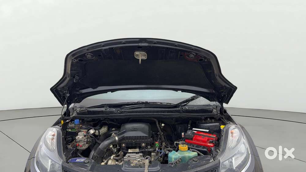 Tata Nexon 1.2 Revotron Xm, 2019, Cng & Hybrids