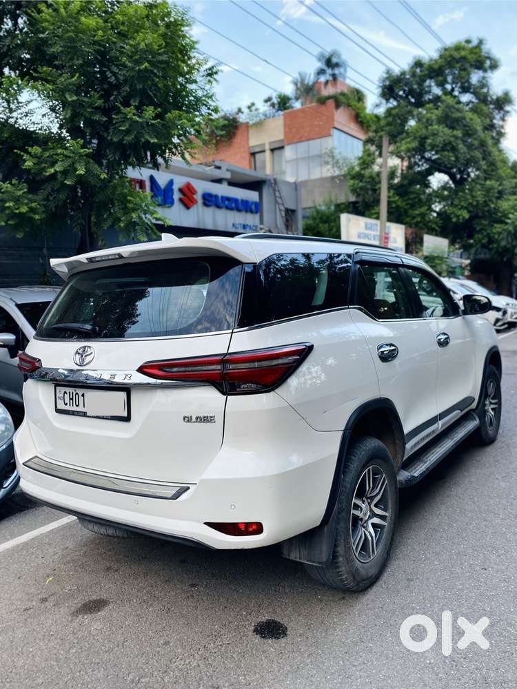 Toyota Fortuner [2021-ongoing] 2.8 2wd Diesel At, 2022, Diesel