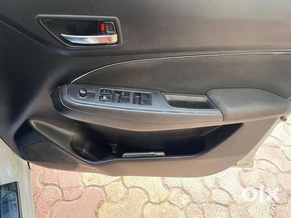 Maruti Suzuki Swift 1.2 Vxi (o), 2024, Petrol