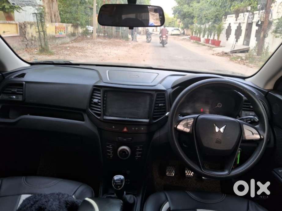 Mahindra Xuv300 W6, 2024, Petrol