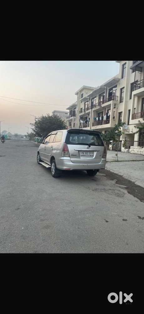Toyota Innova 2006
