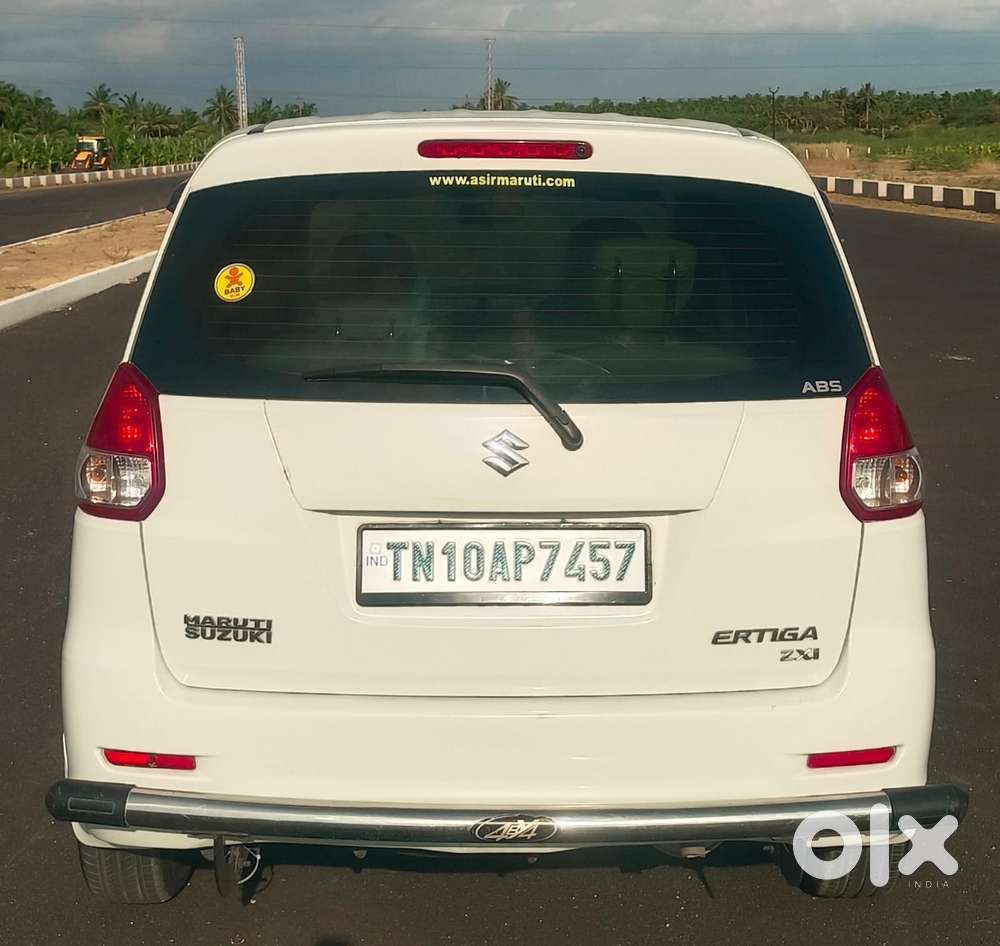 Maruti Suzuki Ertiga Zxi Shvs, 2014, Petrol
