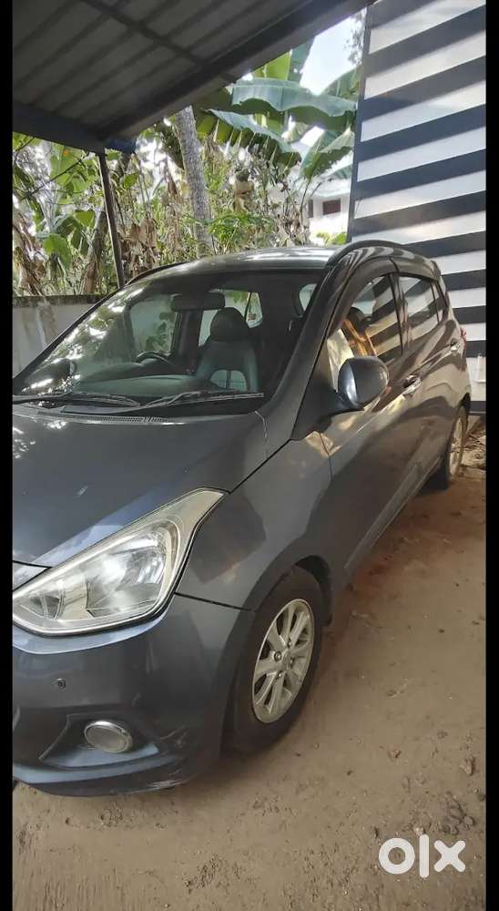 Hyundai Grand I10 2015 Petrol 70910 Km Driven