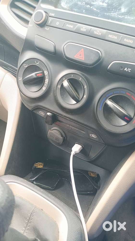 2nd Top Model Of Santro Sports Car And 12000km Driven Only