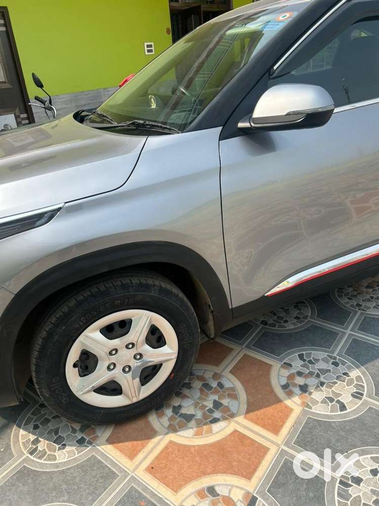Kia Petrol Car 2021