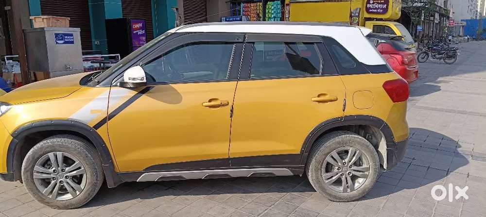 2017 Maruti Suzuki Brezza Zdi+ Dual Tone