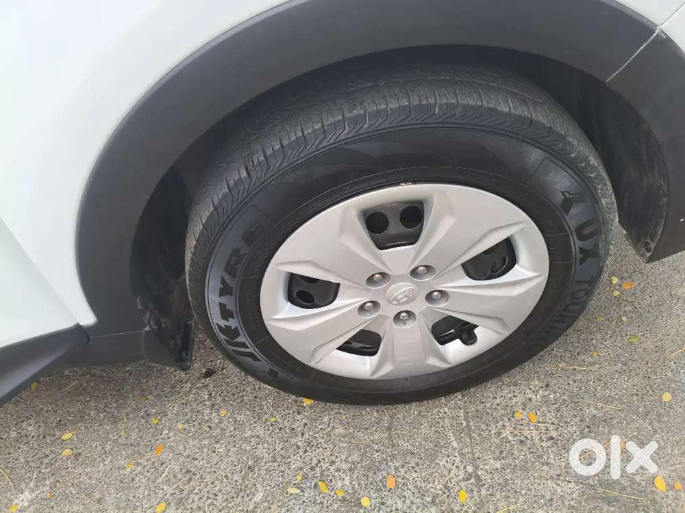 2016 Creta E+ Manual Pure Petrol