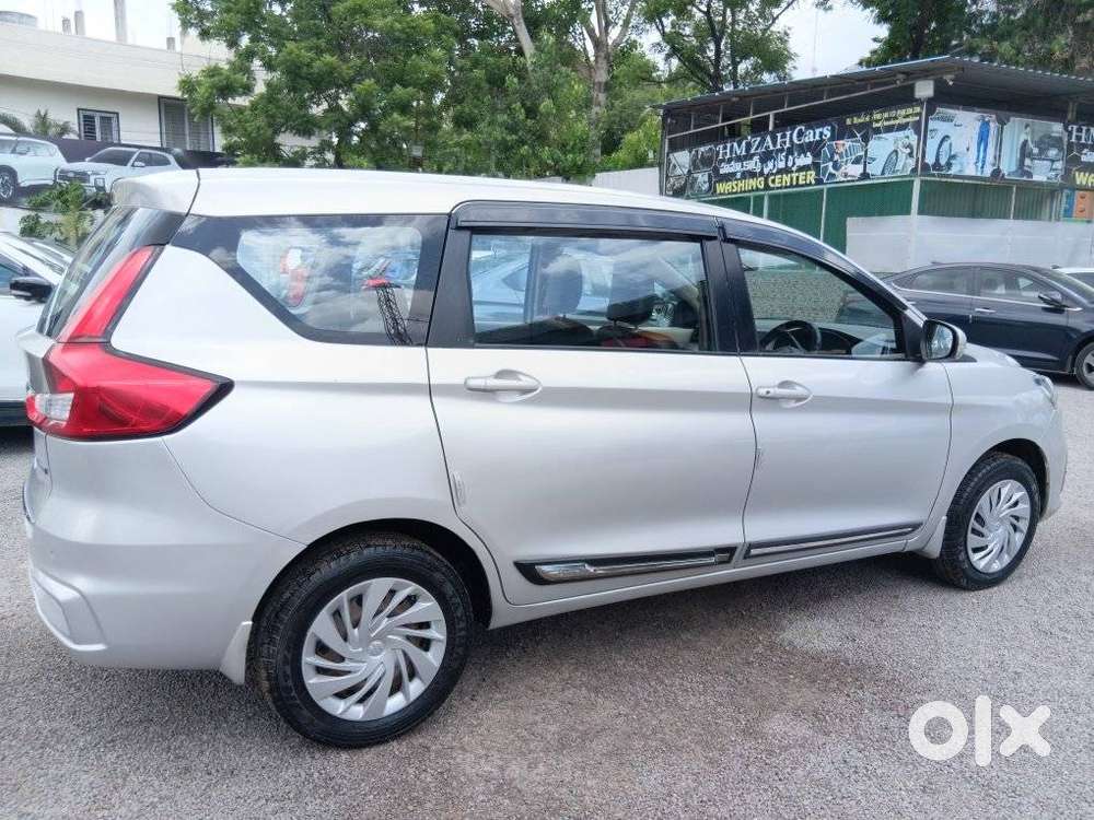 Maruti Suzuki Ertiga 1.5 Vxi, 2021, Petrol