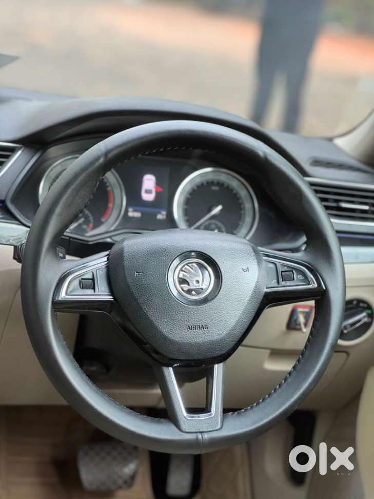 Skoda Superb 2.0 Tsi At L&k, 2018, Petrol