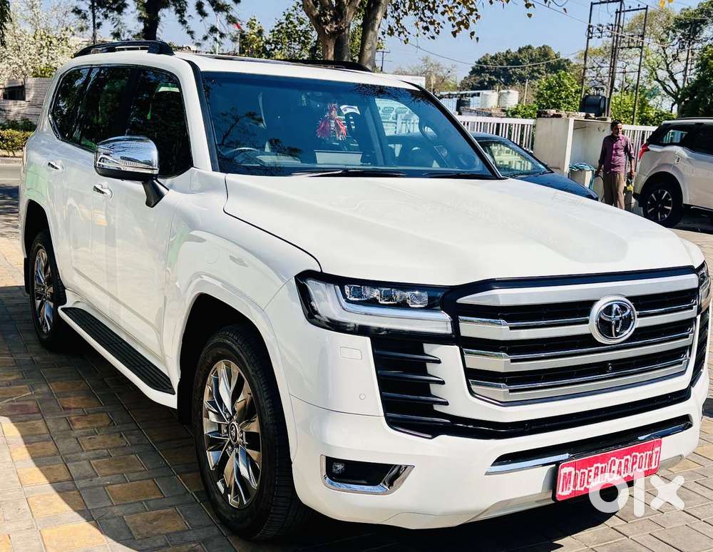 Toyota Land Cruiser 3.3 Zx Diesel, 2023, Diesel
