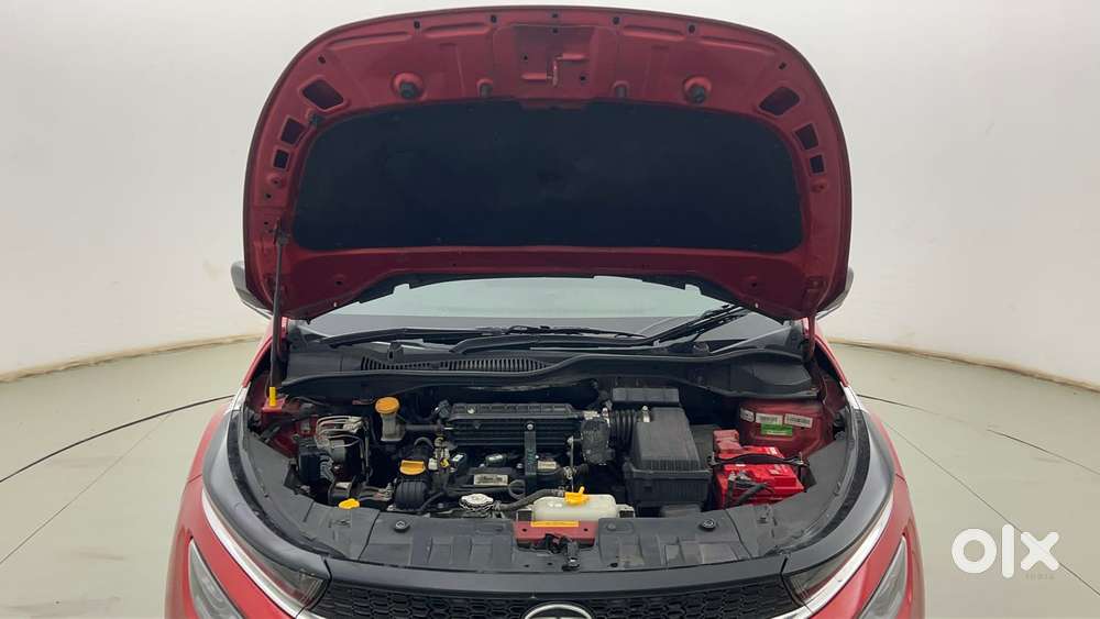 Tata Altroz Xz, 2023, Petrol