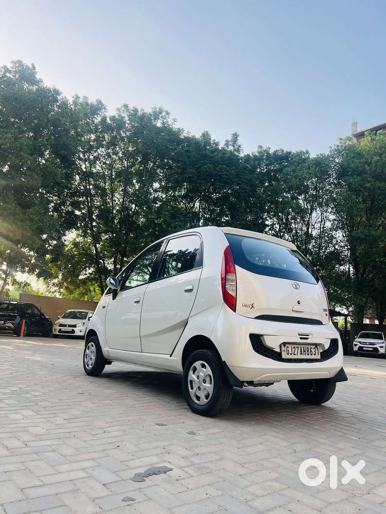 Tata Nano Xta, 2016, Petrol