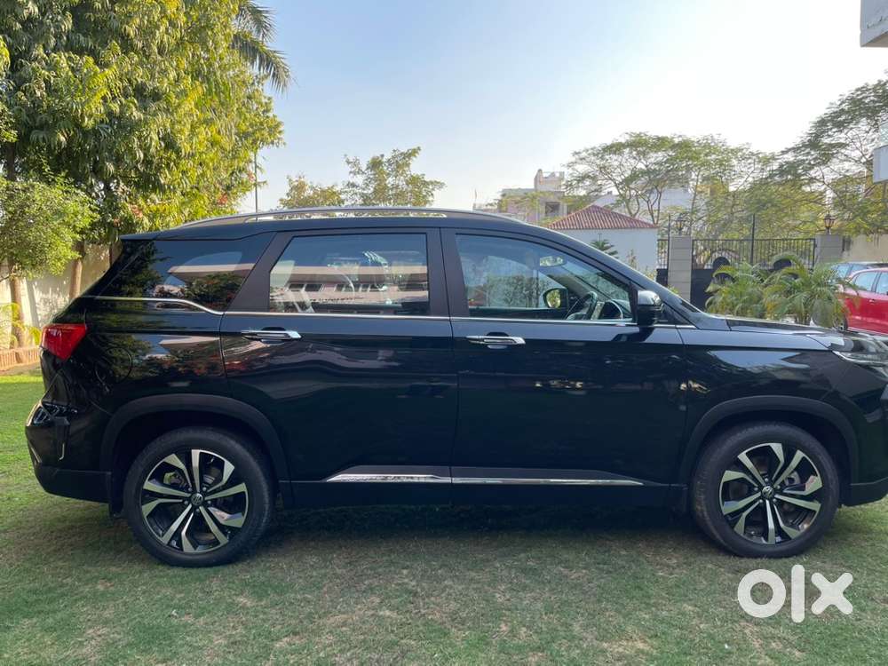 Mg Hector Plus 2023 Petrol 25000 Km Driven