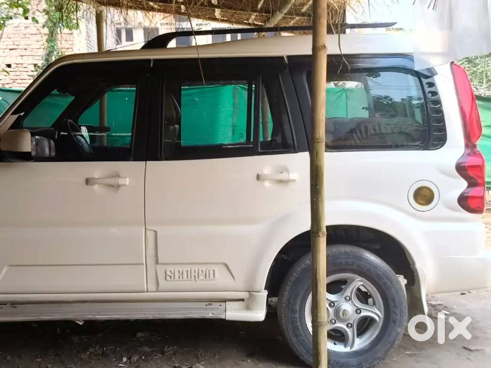 Mahindra Scorpio 2011 Diesel 100000 Km Driven