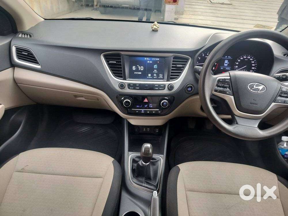 Hyundai Verna 1.6 Vtvt Sx, 2019, Petrol