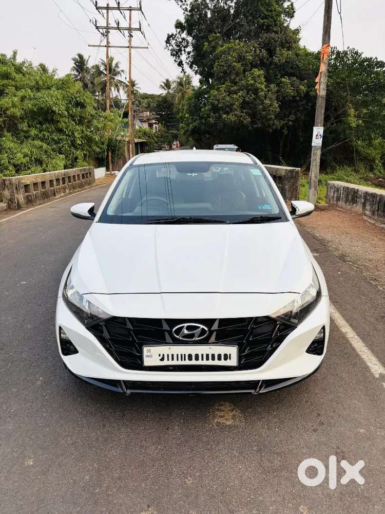 Hyundai I20 2022 Petrol 68000 Km Driven Well Maintained
