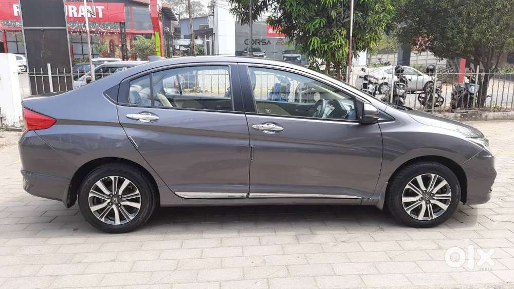 Honda City I-vtec V, 2017, Petrol
