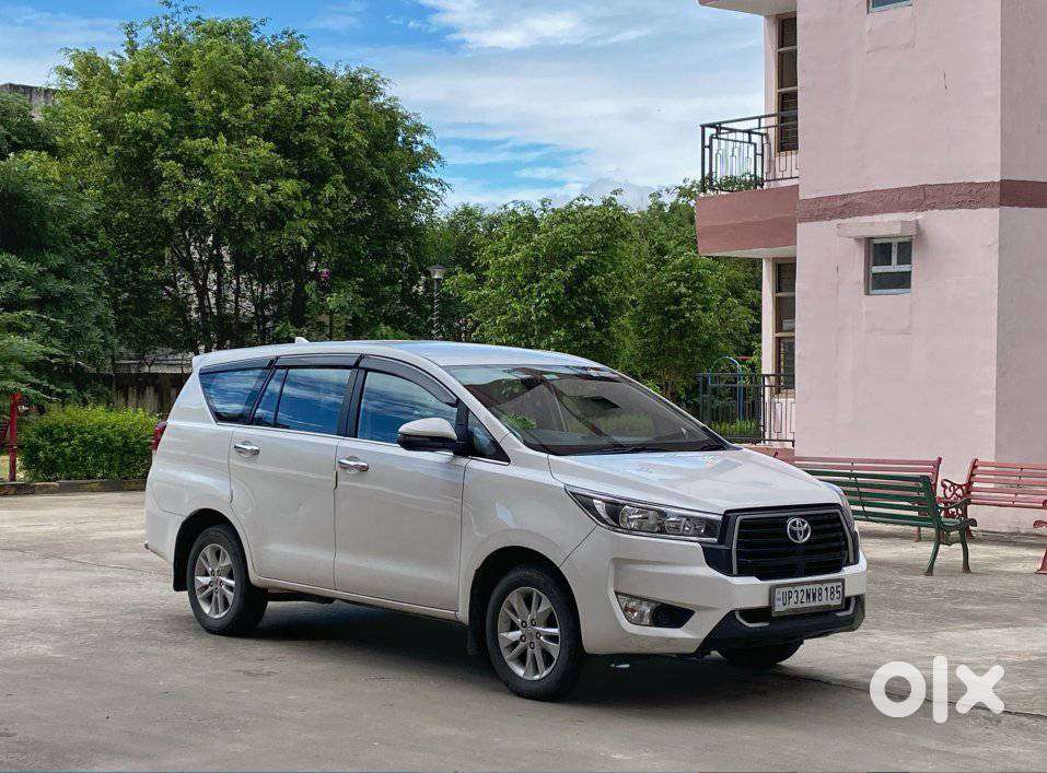Toyota Innova Crysta [2020-ongoing] 2.4 Gx 7 Str, 2023, Diesel