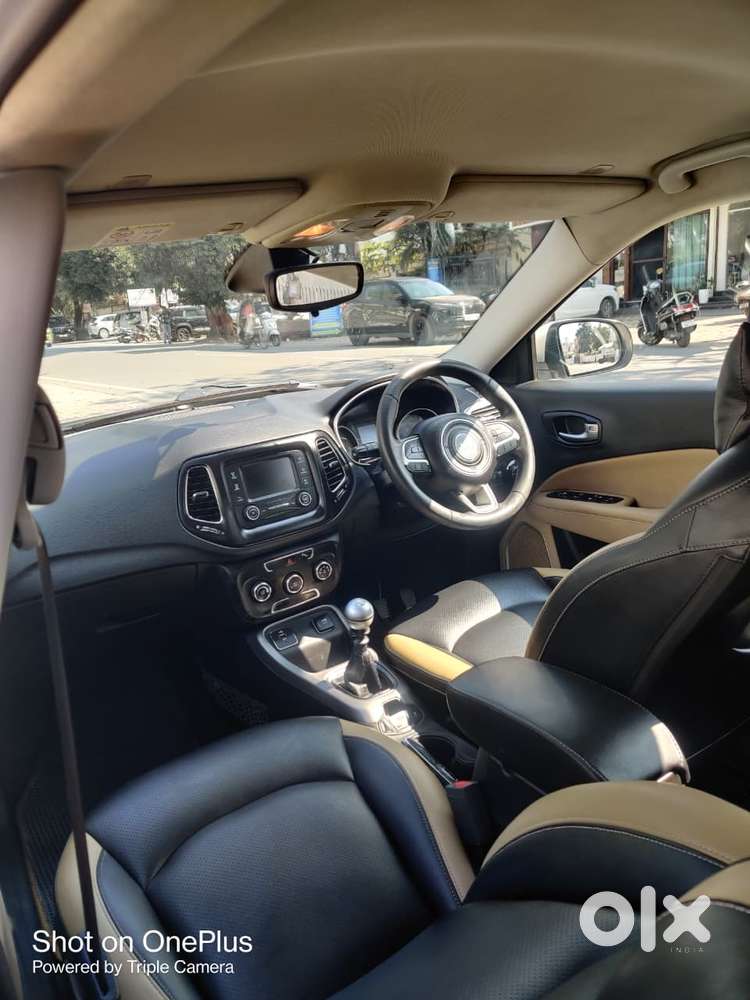 Toyota Innova Crysta 2.4 V 7 Str, 2016, Diesel