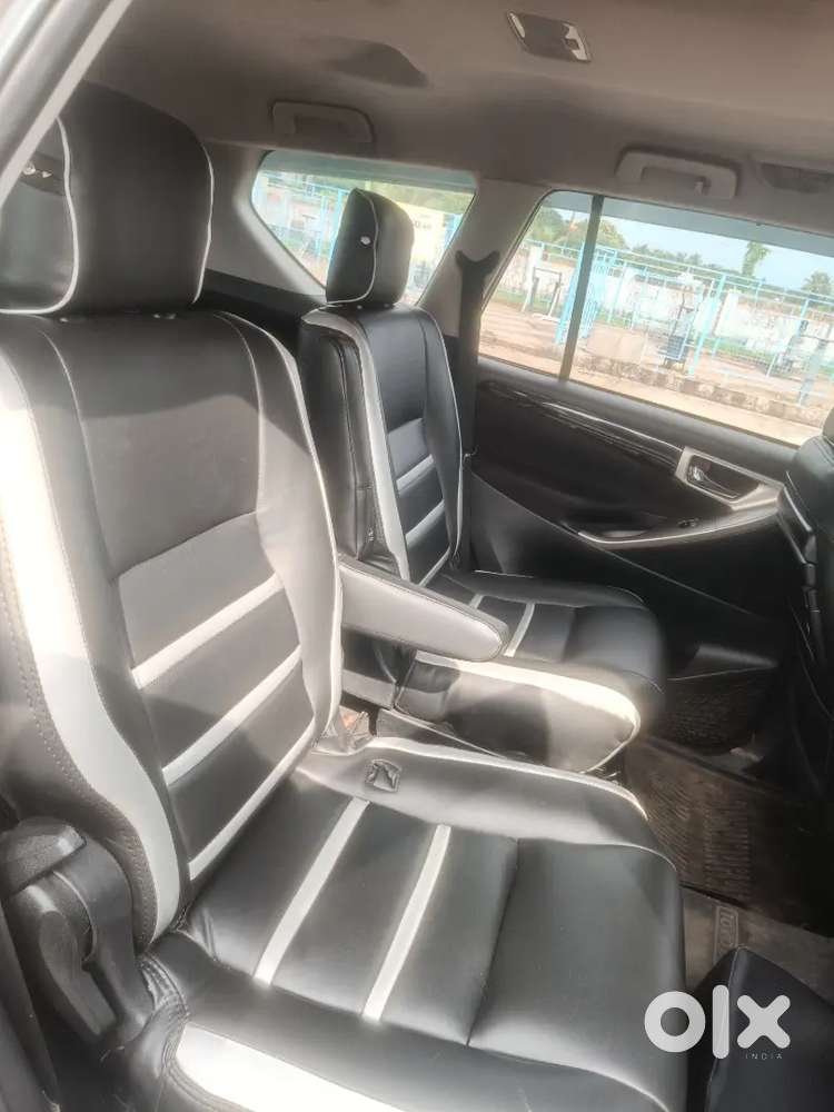 Toyota Innova Crysta In Good Condition Company Service.