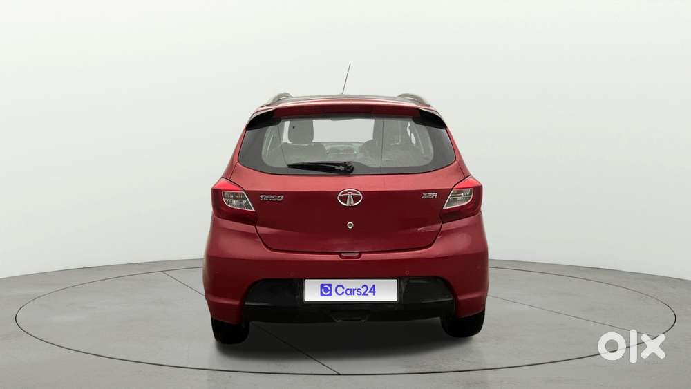 Tata Tiago 1.2 Revotron Xza, 2018, Petrol