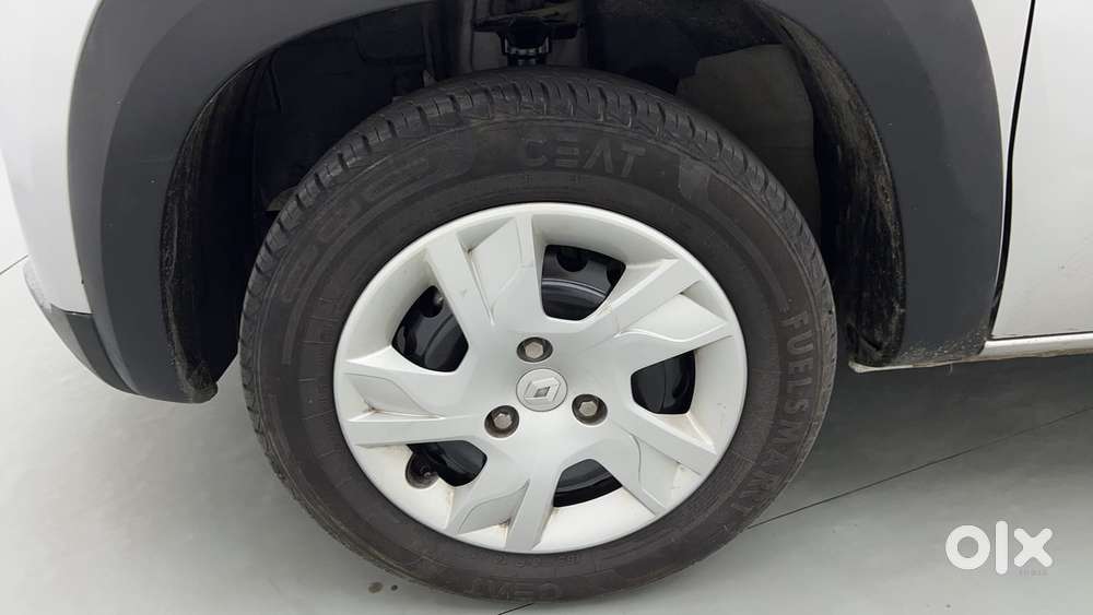 Renault Kwid 1.0 Rxt Amt, 2024, Petrol