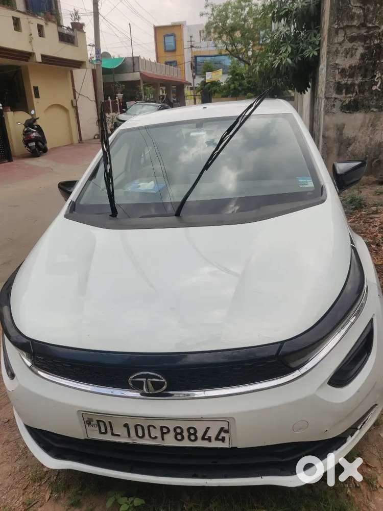 Tata Altroz 1.2 Xe 2021 Variant