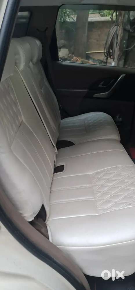 Mahindra Xuv500 2014 Diesel 100400 Km Driven