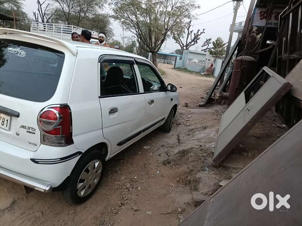 Maruti Suzuki Alto K10 2014j