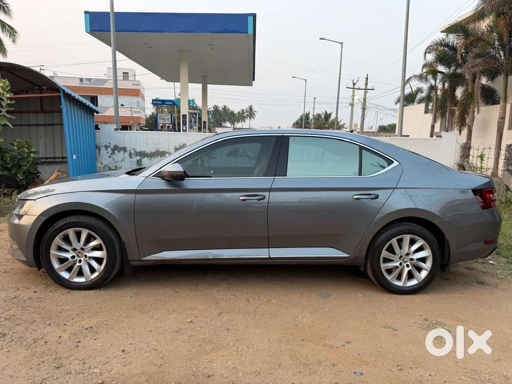 Skoda Superb L&k 1.8 Tsi At, 2020, Diesel