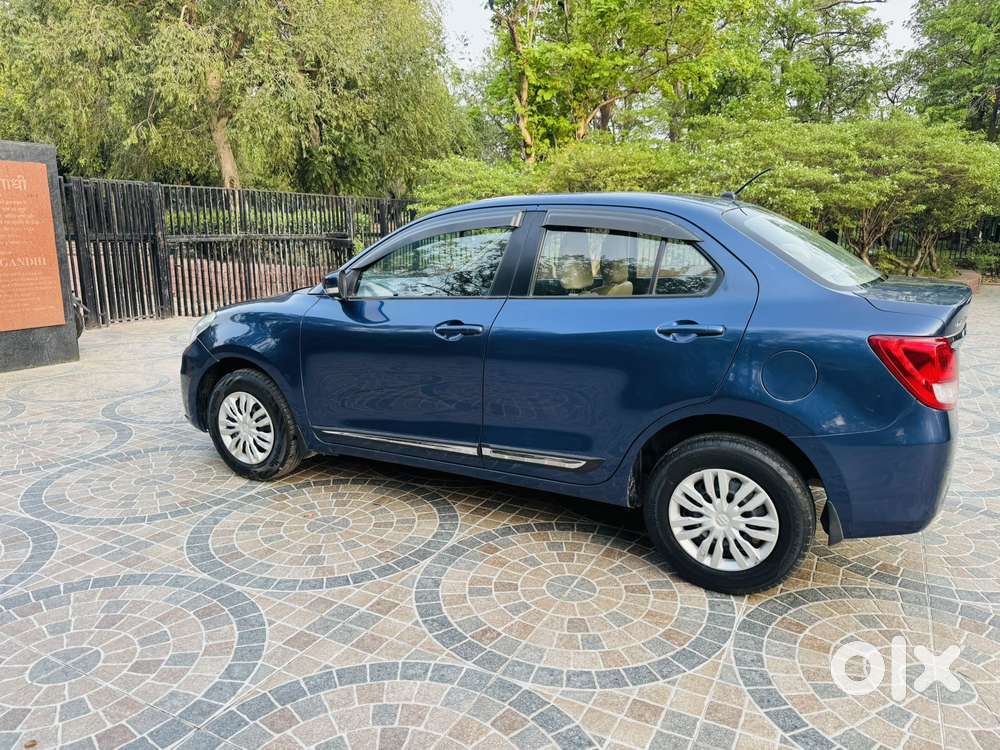 Maruti Suzuki Swift Dzire Vxi Optional, 2020, Petrol
