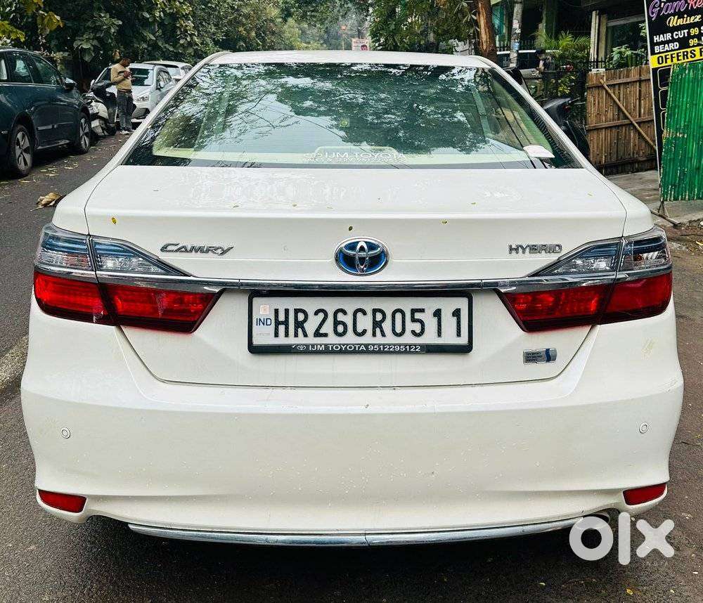 Toyota Camry Hybrid 2.5, 2015, Petrol