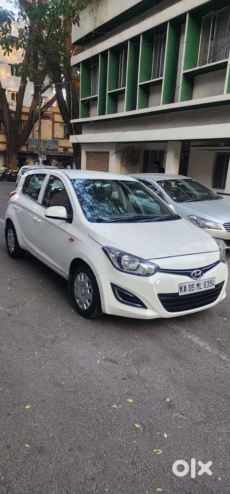 Hyundai I20 Era 1.2 Bs-iv, 2012, Petrol
