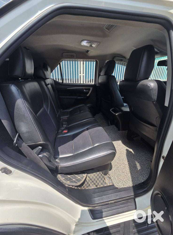 Toyota Fortuner 4x2 At 2.8 Diesel, 2021, Diesel