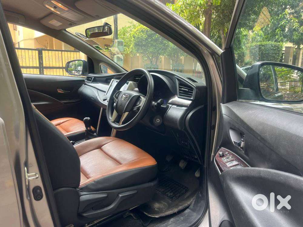 Toyota Innova Crysta 2.4 Gx Mt, 2019, Diesel